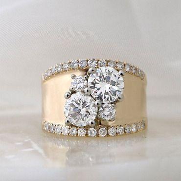 Guldring i vintagestil med zirkonia