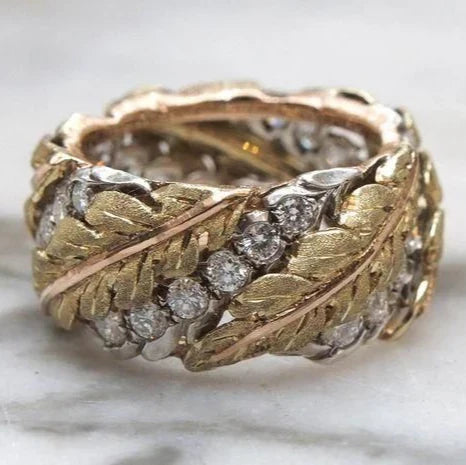 Vintagering i guld med diamant