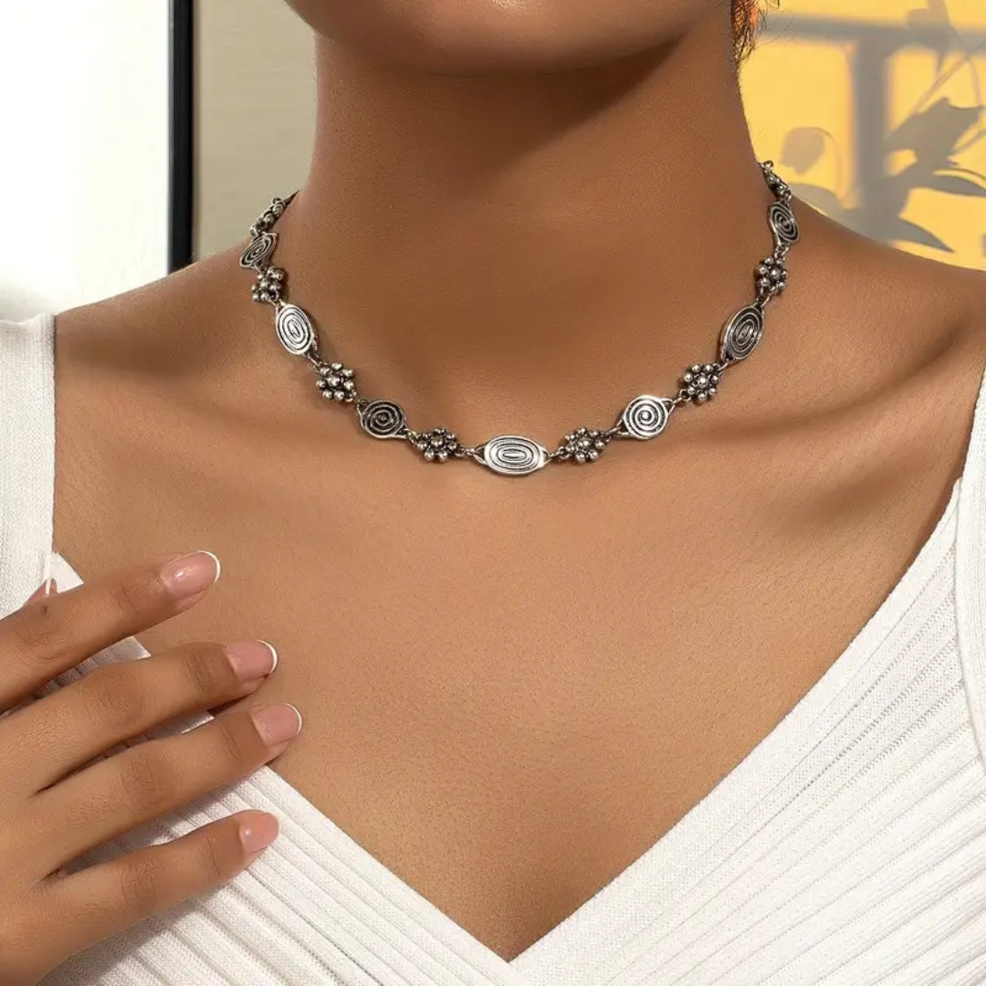 Vintage Exotiskt Silverhalsband