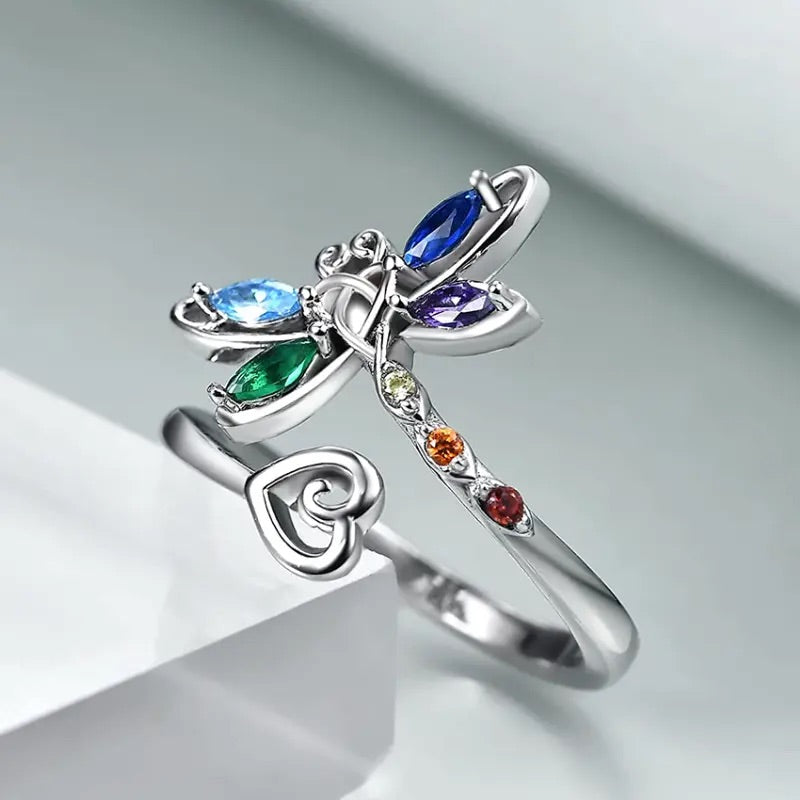 Justerbar ring i vintagestil med trollslända