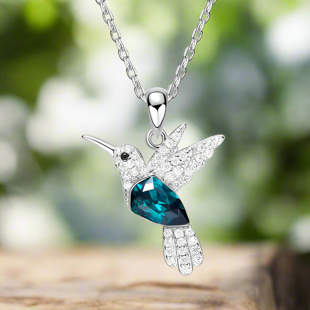 Kolibri Glittrande Halsband med Zirkonia