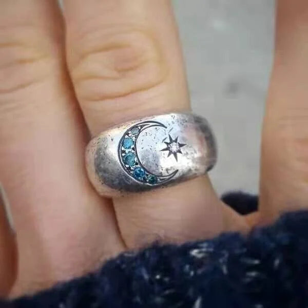 Ring med stjärna och måne