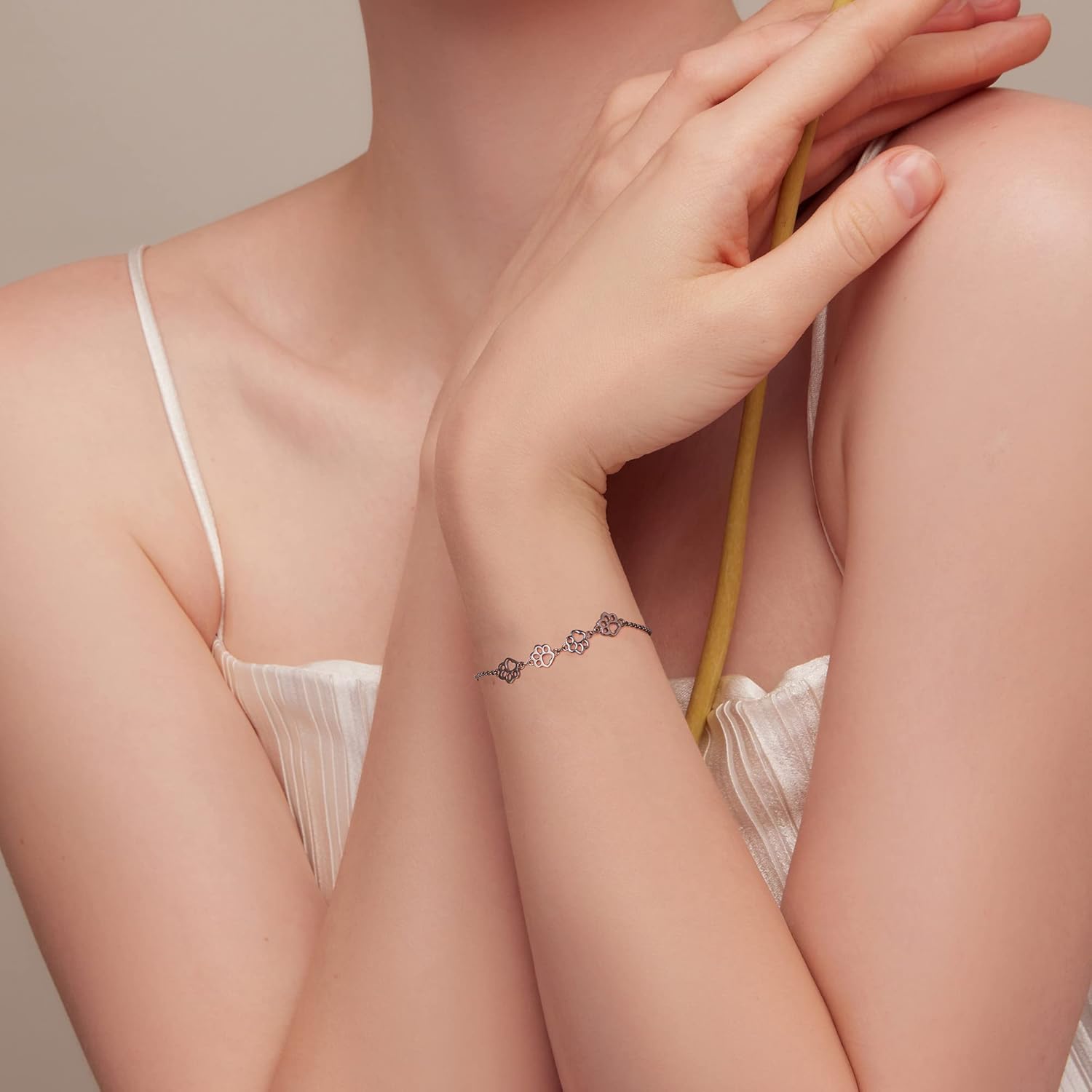 Armband med Paws Print i Sterling Silver – Justerbar Passform