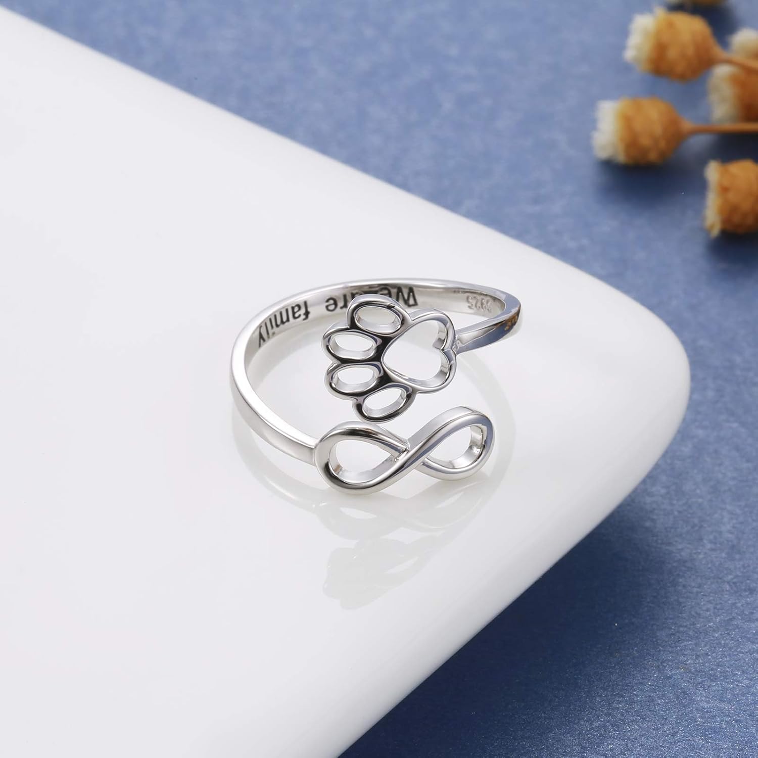 Handgjord ring med tass och hjärta – justerbar i 925 sterlingsilver
