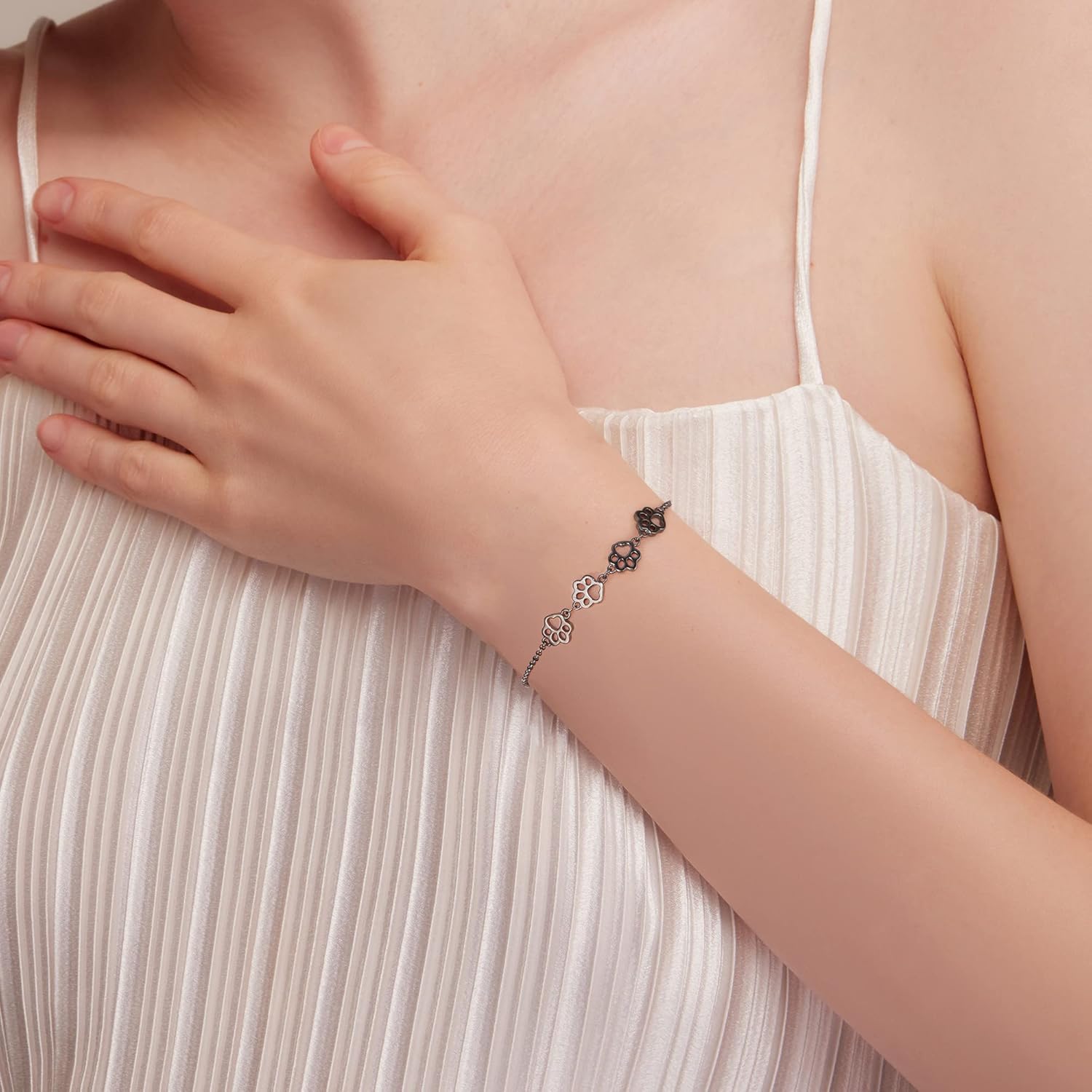 Armband med Paws Print i Sterling Silver – Justerbar Passform