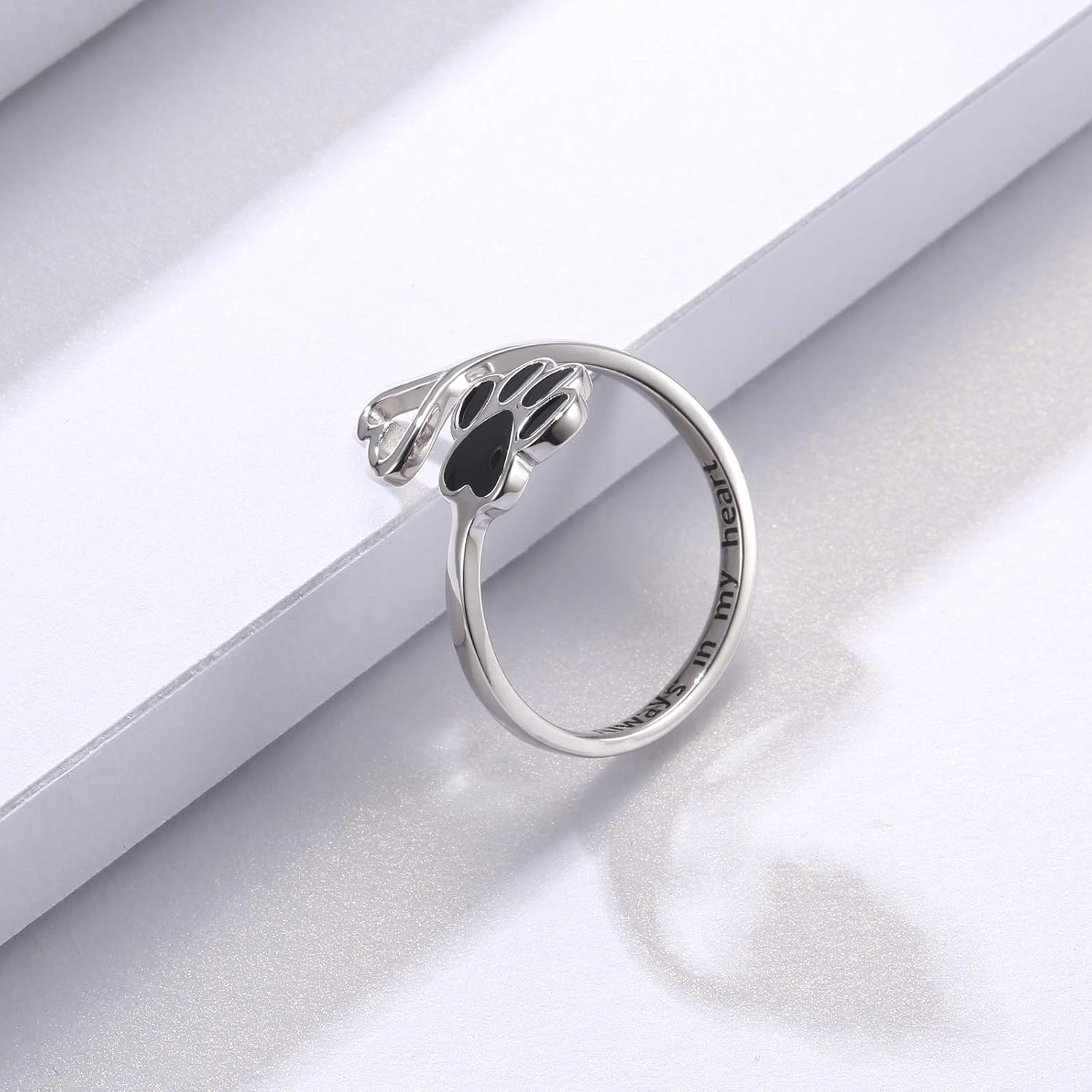 Handgjord ring med tass och hjärta – justerbar i 925 sterlingsilver