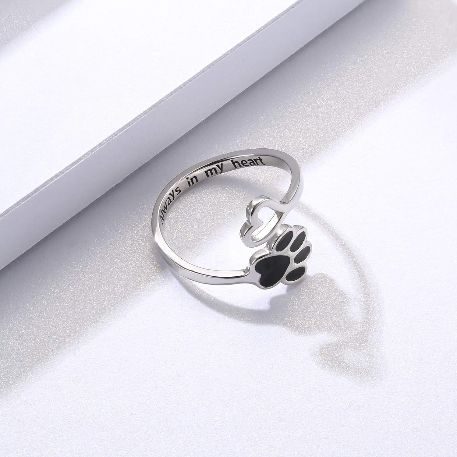 Handgjord ring med tass och hjärta – justerbar i 925 sterlingsilver