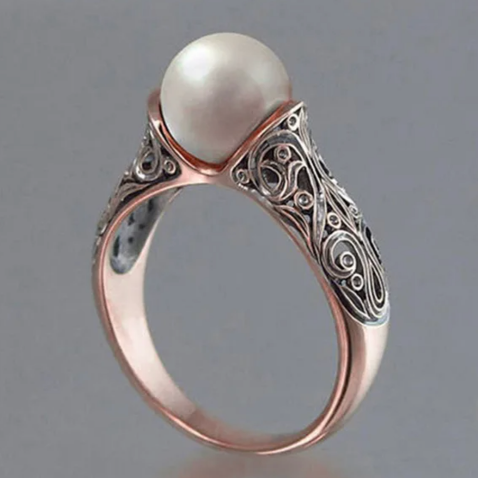 Roséguldring i vintagestil med pärla