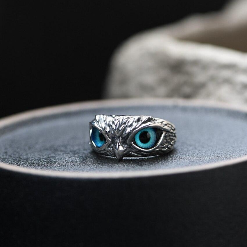 Justerbar lyckougglering i silver och opal