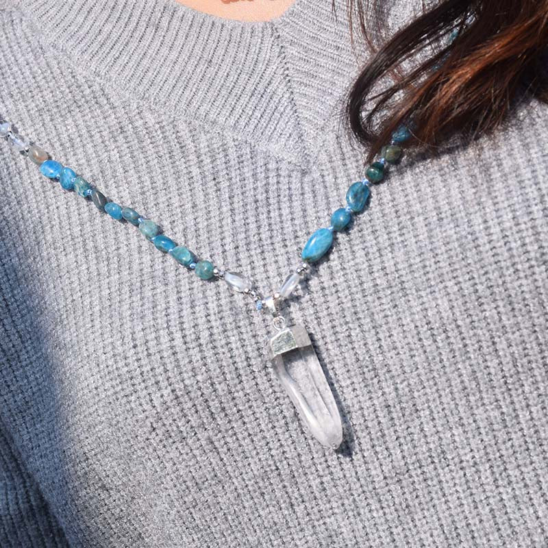 Blå Apatit & Klar Kvarts Kristallhalsband