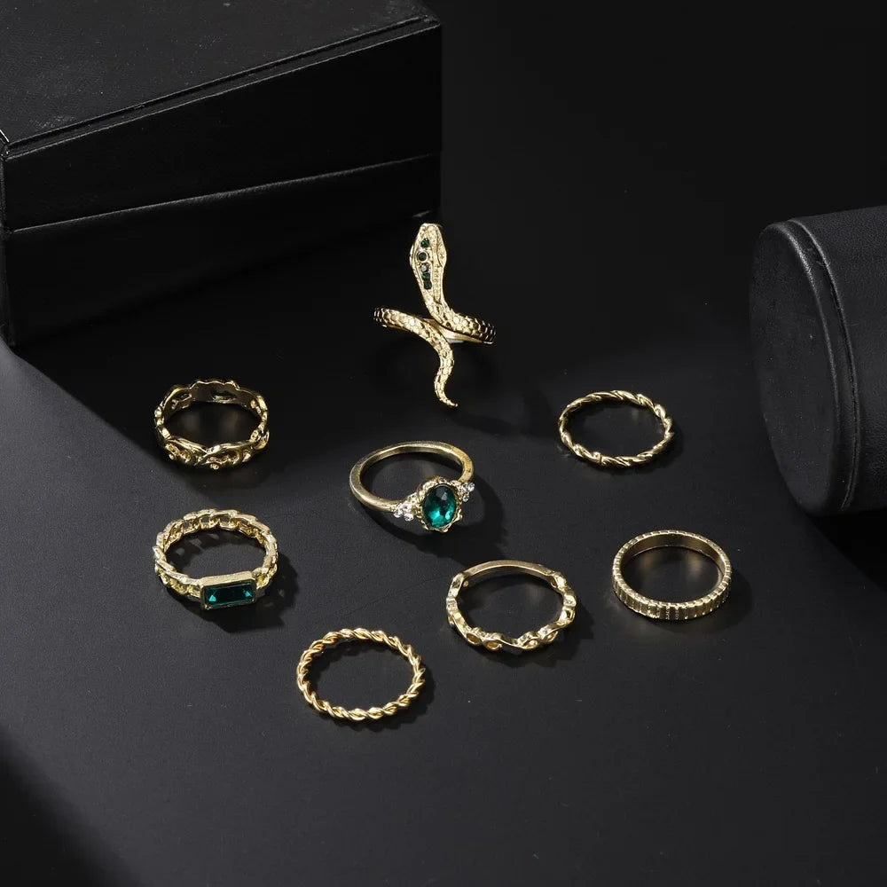 Ringkollektion – ormens omfamning