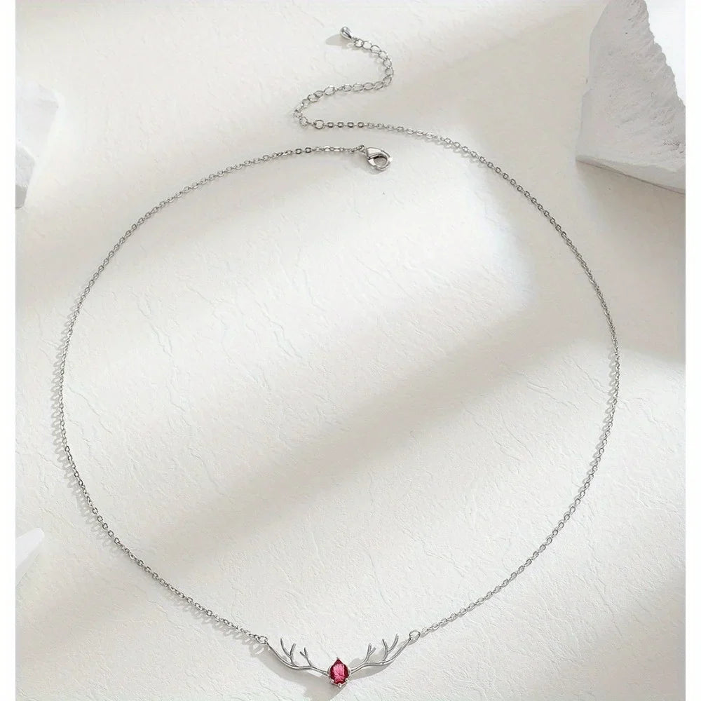 Halsband med Hjortskinn och Delikat Hjärta Charm