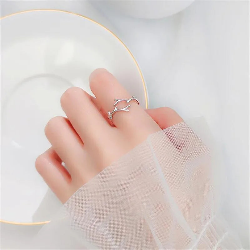 Ring i sterlingsilver med gren