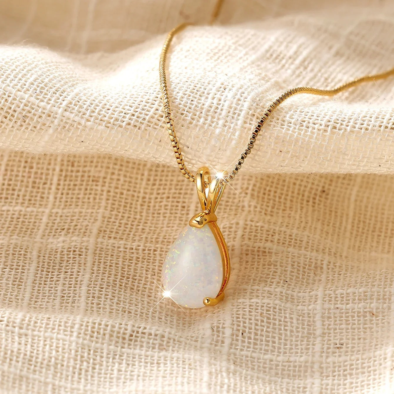 Opal Tårdroppe Guld Hänge Halsband