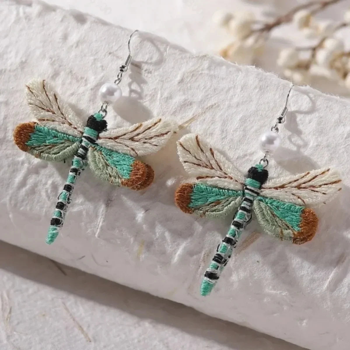 Bohemiska Broderade Trollsländörhängen
