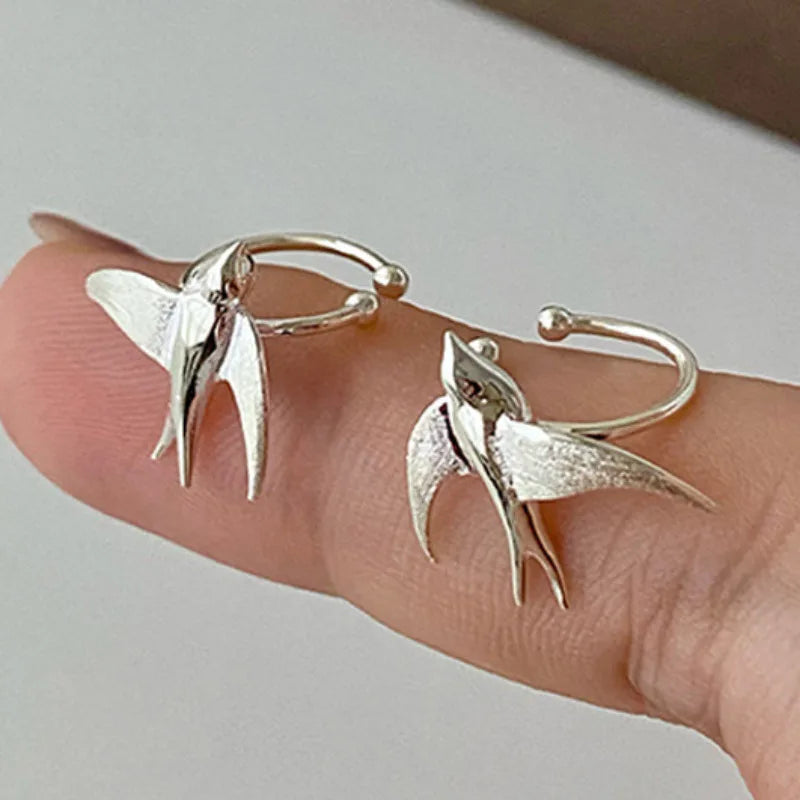 Vackra Silver Svala Fågel Clip-On Örhängen