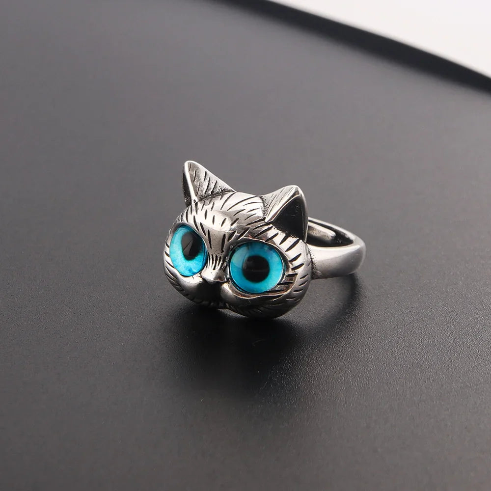 Kattring med blå ögon – lekfull vintage silverring för kattälskare