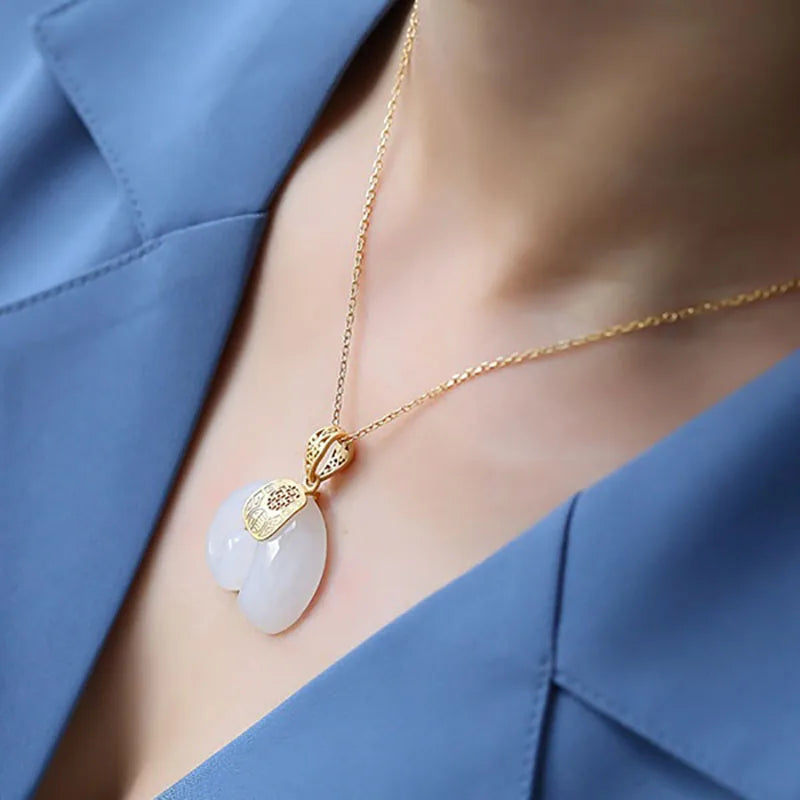 Hetian Jade Elefant Hänge Halsband – 18K Guldpläterad Kedja för Kvinnor