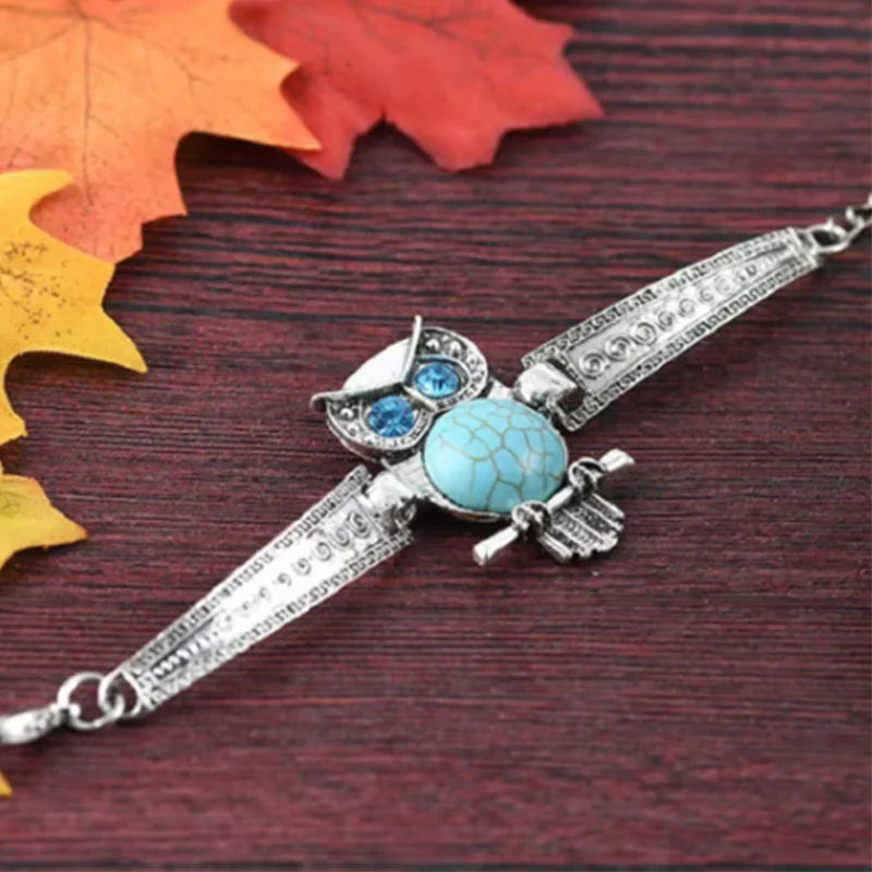 Vintage Uggla Turkos Charm Armband
