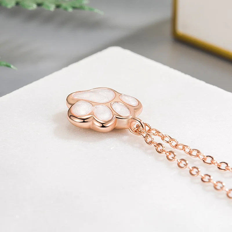 Halsband med Tass Charm