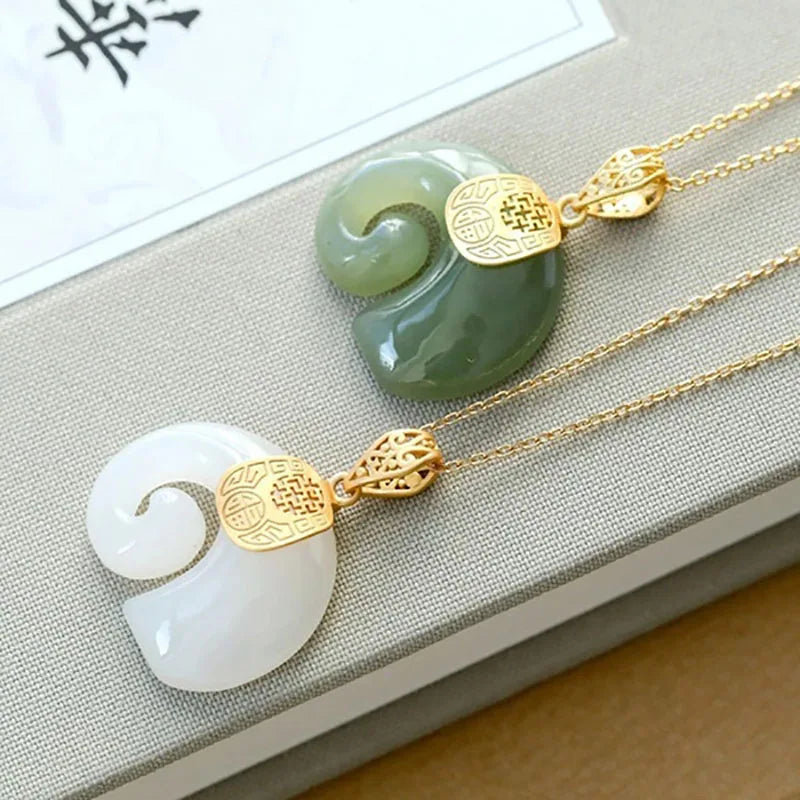 Hetian Jade Elefant Hänge Halsband – 18K Guldpläterad Kedja för Kvinnor