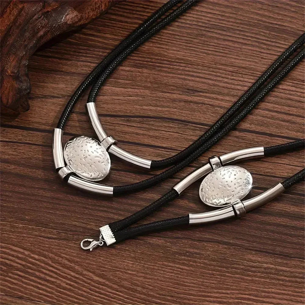 Tidlös Lagerhalsband & Armband Set
