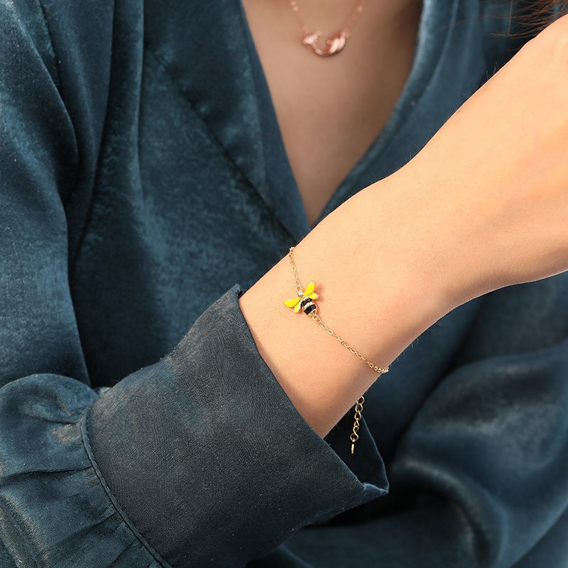 Drottningbi Armband