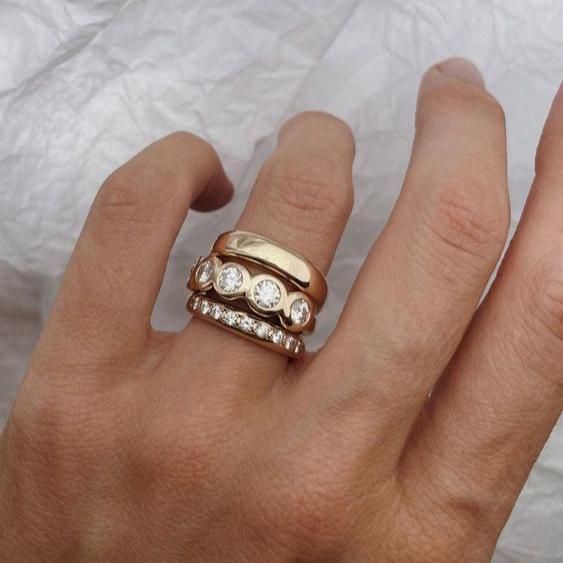 Ringset i vintagestil med kristaller