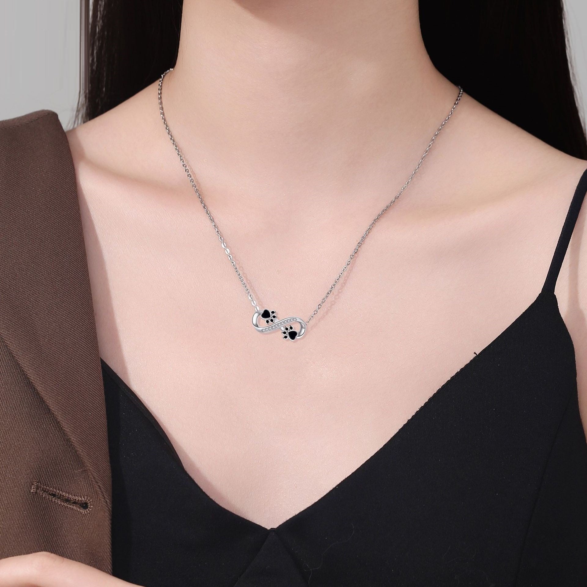 Infinity Tassavtryck Halsband med Zirkonia