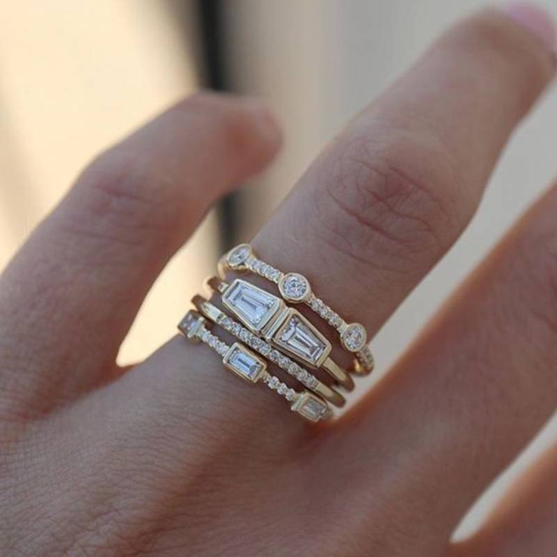 Guldringset i vintagestil med zirkonia