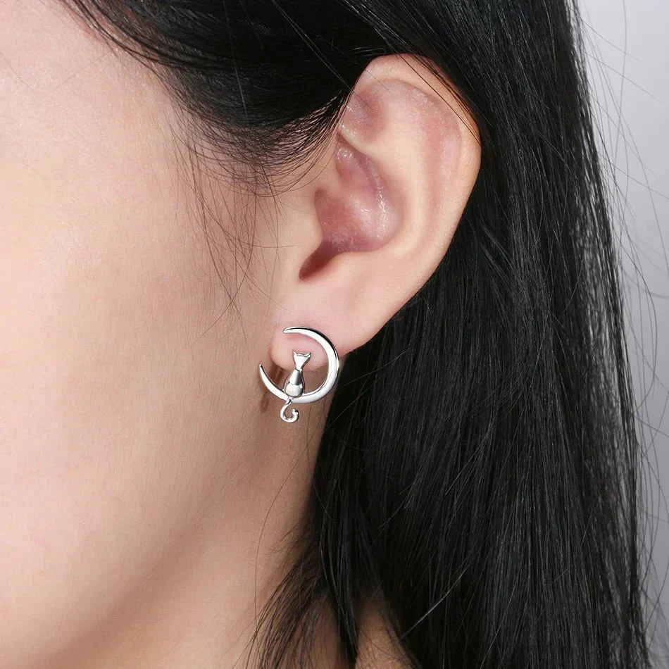 Måne & Katt Sterling Silver Stud Kattörhängen