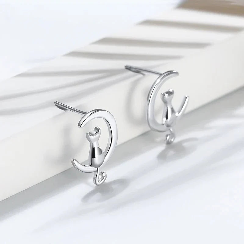 Måne & Katt Sterling Silver Stud Kattörhängen