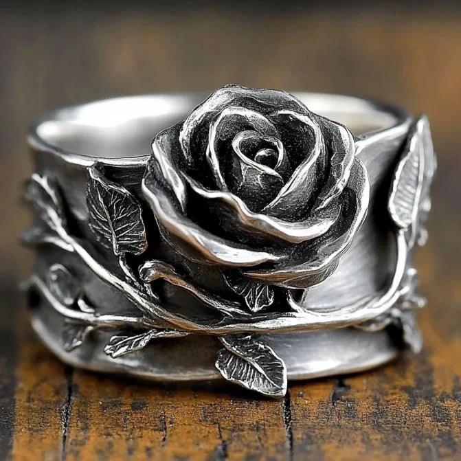 Silverring i vintagestil med ros